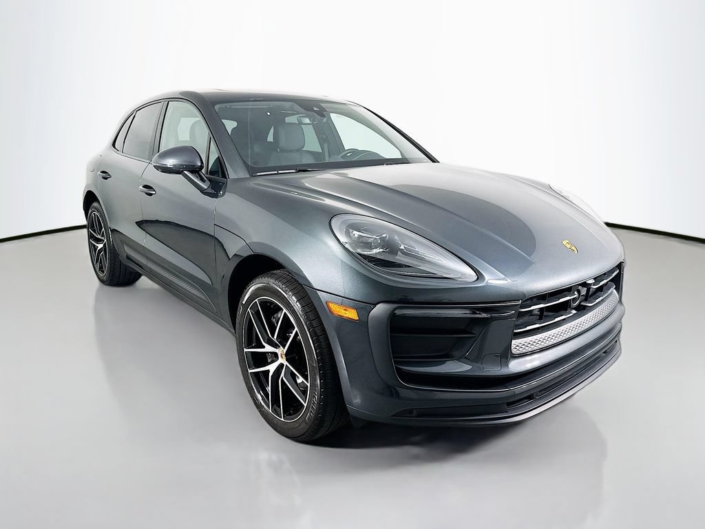 New 2025 Porsche Macan AWD/4WD image 7