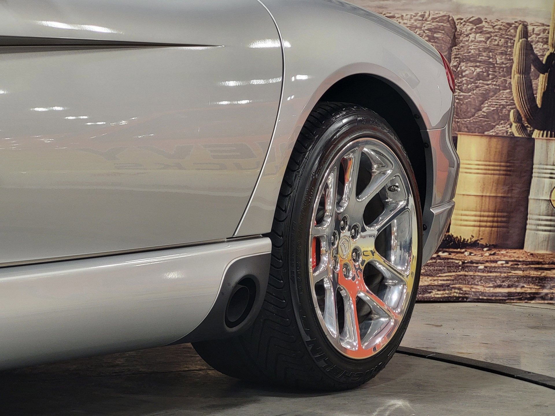 Used 2005 Dodge Viper SRT-10 image 10
