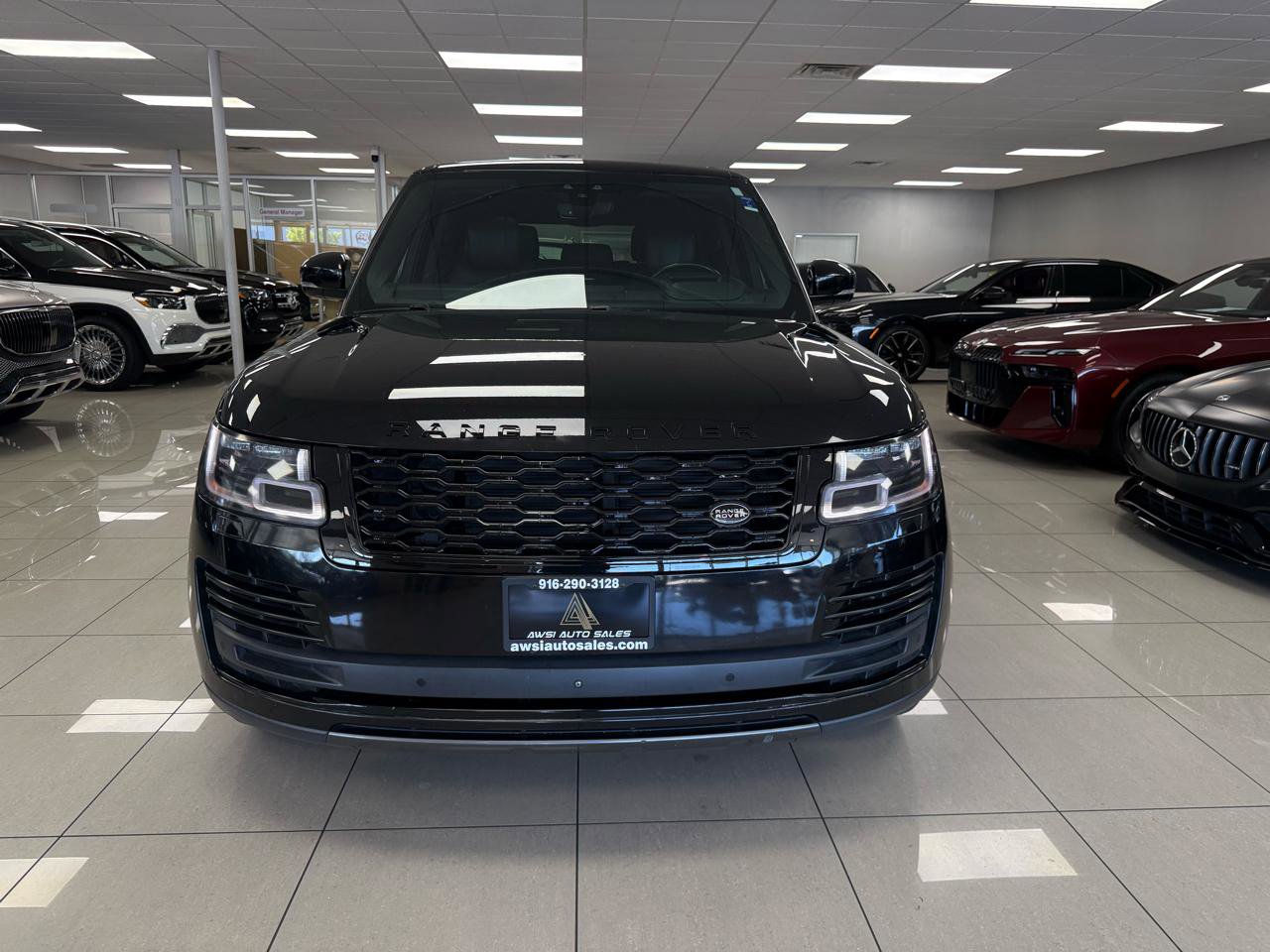 Used 2018 Land Rover Range Rover HSE image 4