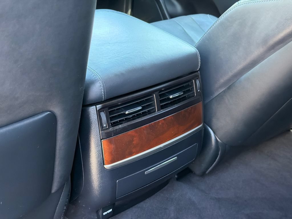 Used 2019 Lexus LX 570 4WD w/ Luxury Package image 22
