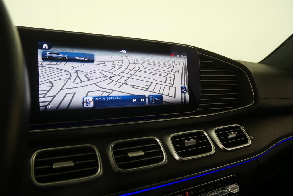 Used 2024 Mercedes-Benz GLS 450 4MATIC image 21
