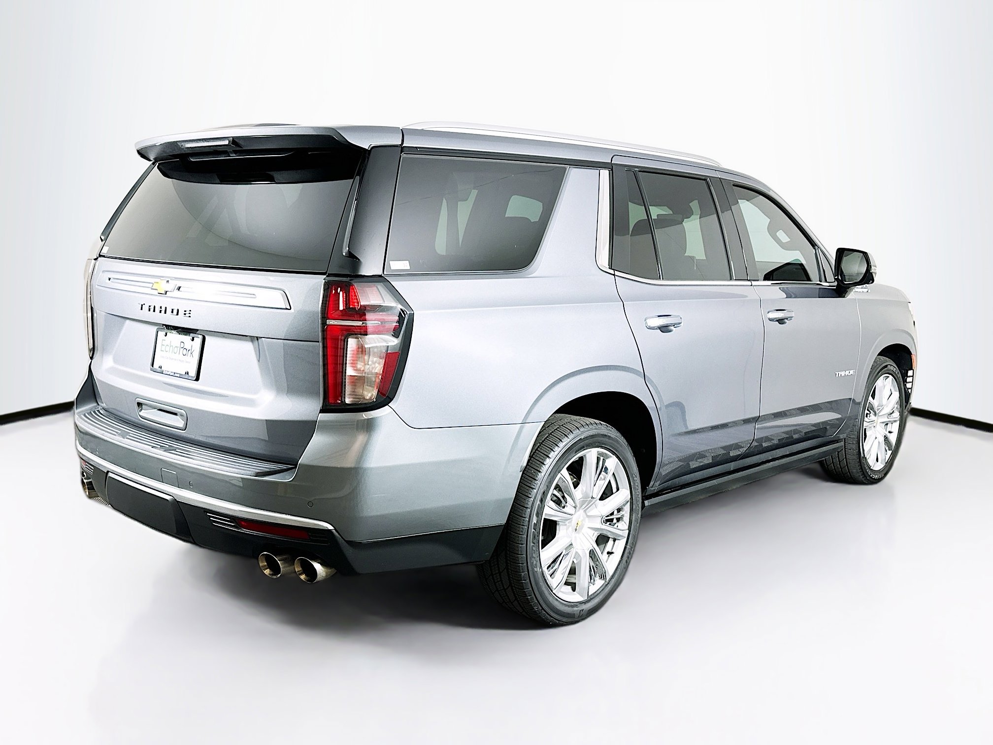 Used 2022 Chevrolet Tahoe High Country AWD/4WD image 9