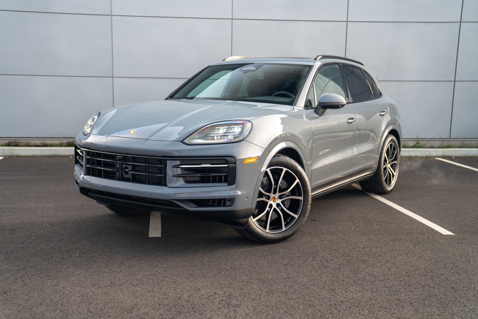 Certified 2026 Porsche Cayenne AWD/4WD image 1