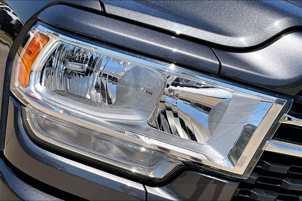 Used 2024 RAM 3500 Big Horn w/ Sport Appearance Package AWD/4WD image 29