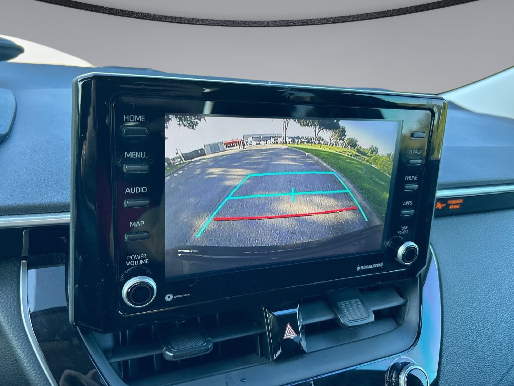 Used 2022 Toyota Corolla LE FWD image 22