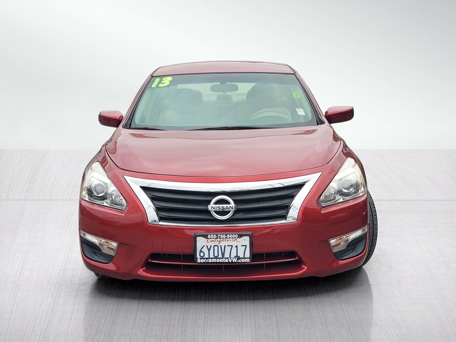 Used 2013 Nissan Altima 2.5 SV FWD image 2
