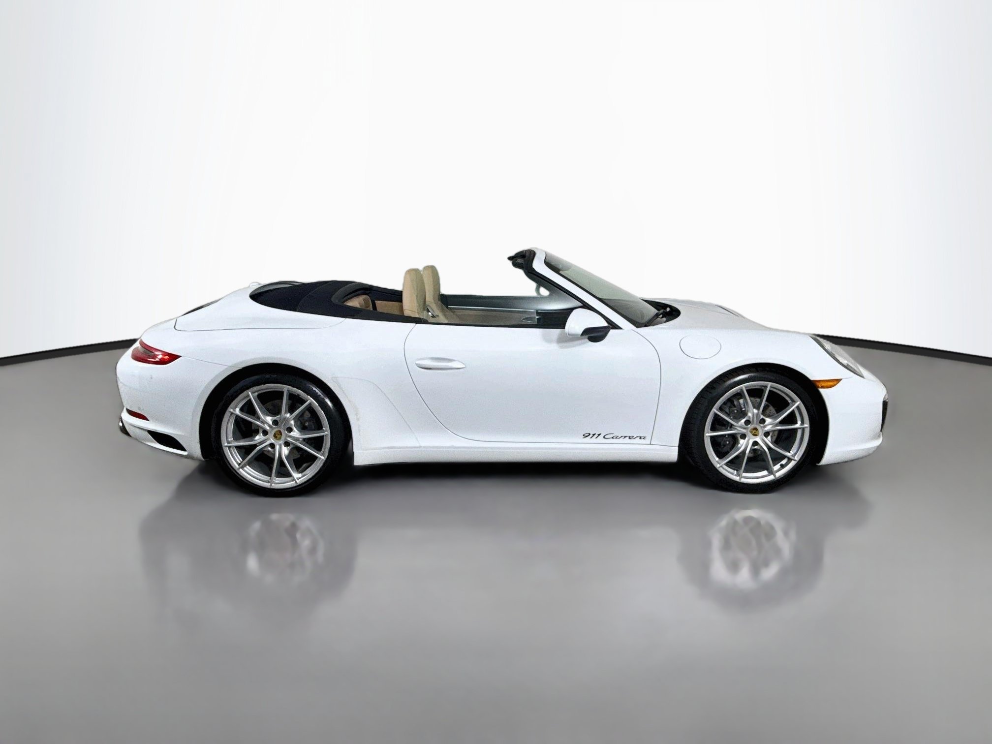 Certified 2019 Porsche 911 Carrera RWD image 8