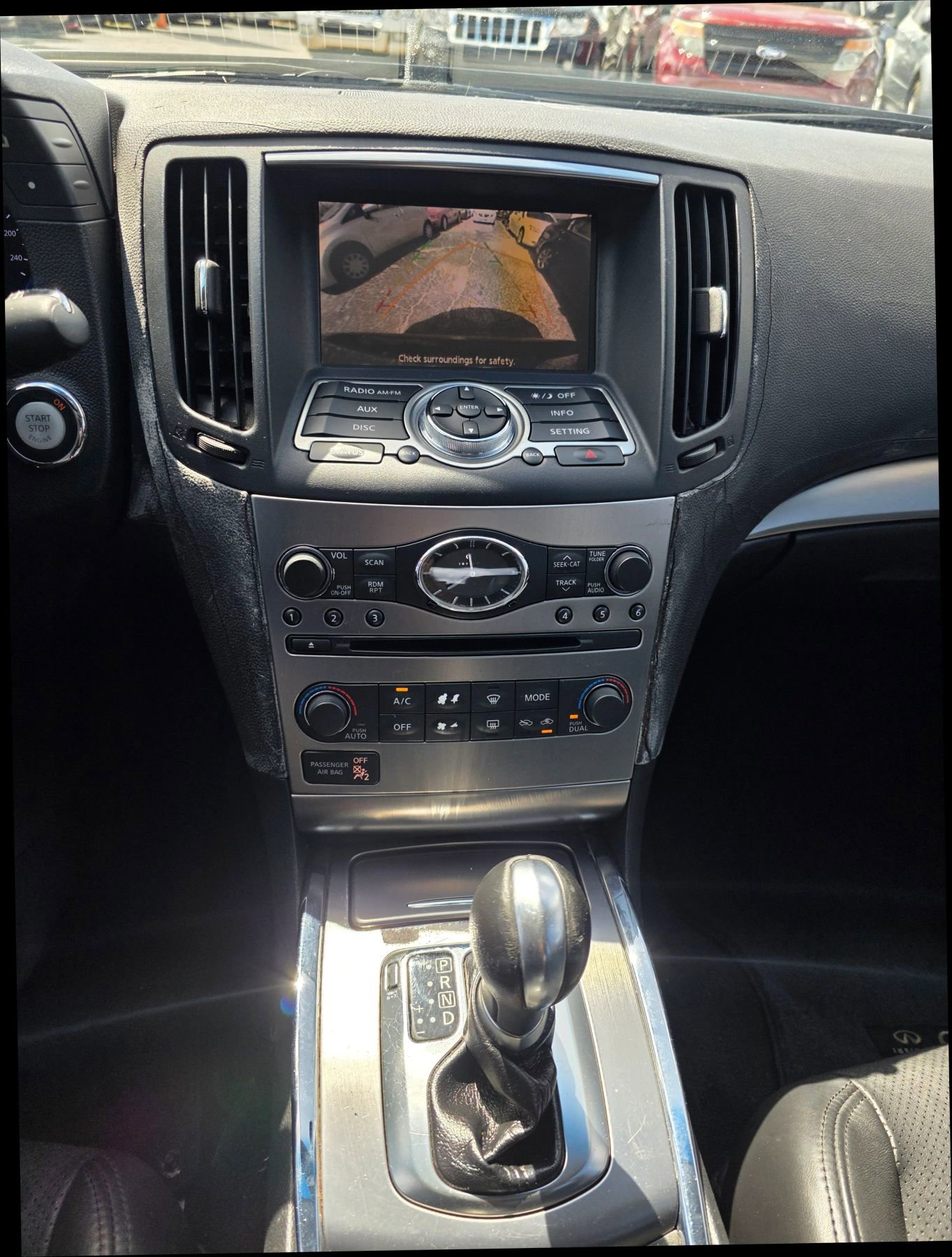 Used 2012 INFINITI G37 Journey w/ Premium Pkg image 24