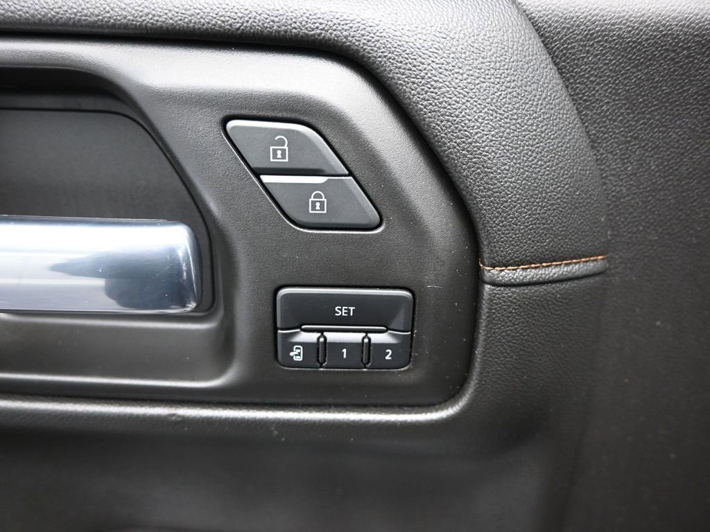 Used 2020 GMC Sierra 1500 AT4 image 19