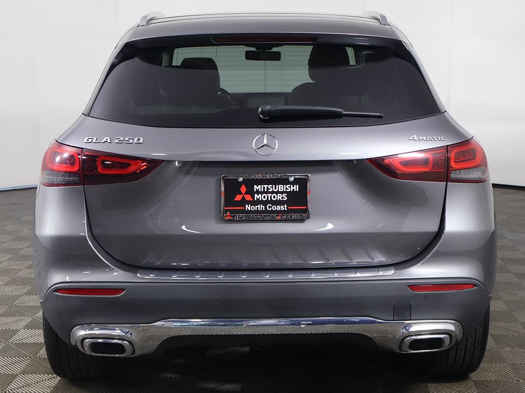 Used 2023 Mercedes-Benz GLA 250 4MATIC w/ Premium Package image 12