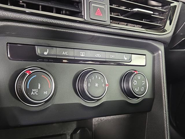 Used 2022 Volkswagen Taos SE image 19