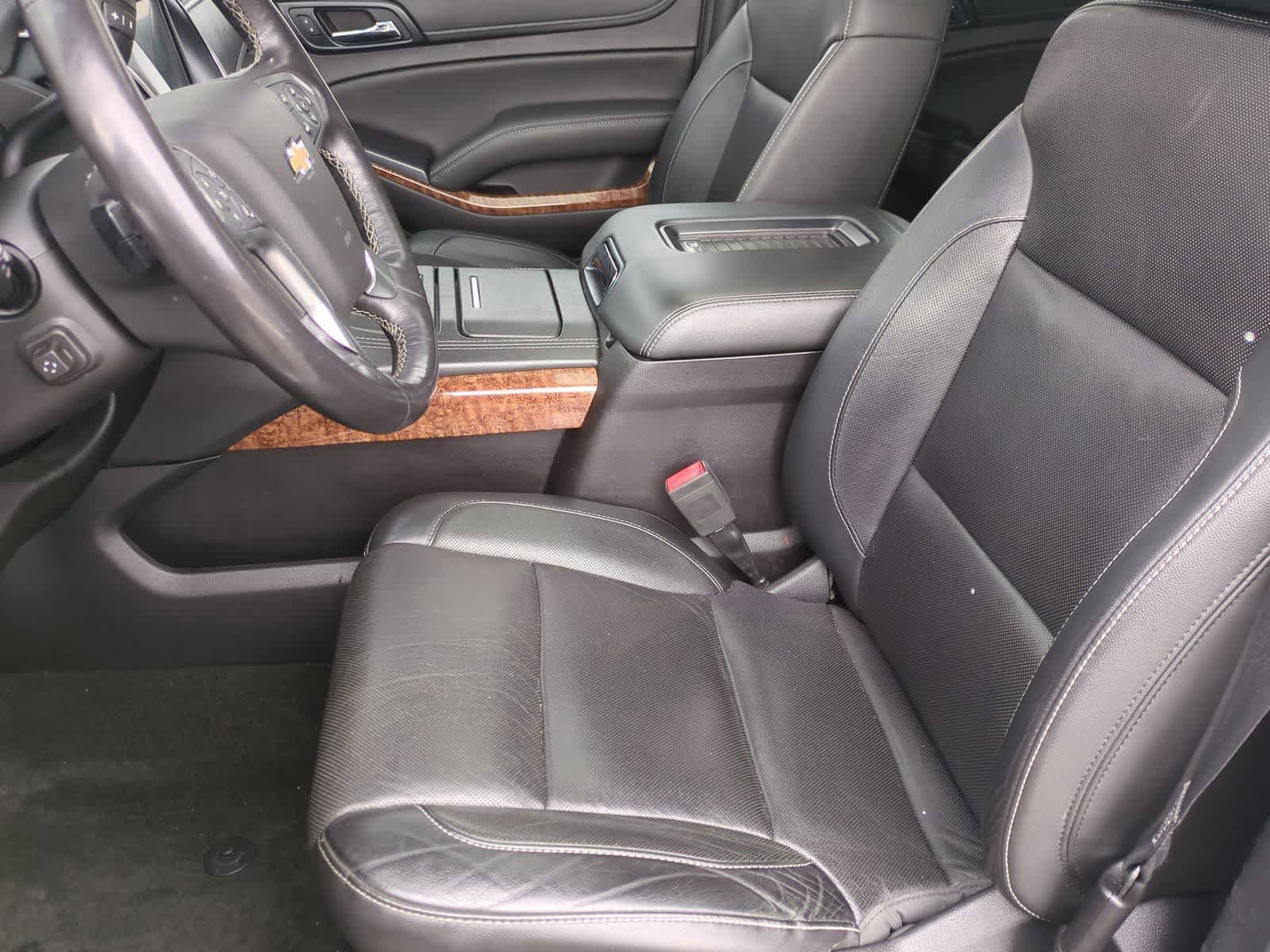 Used 2018 Chevrolet Tahoe Premier AWD/4WD image 16