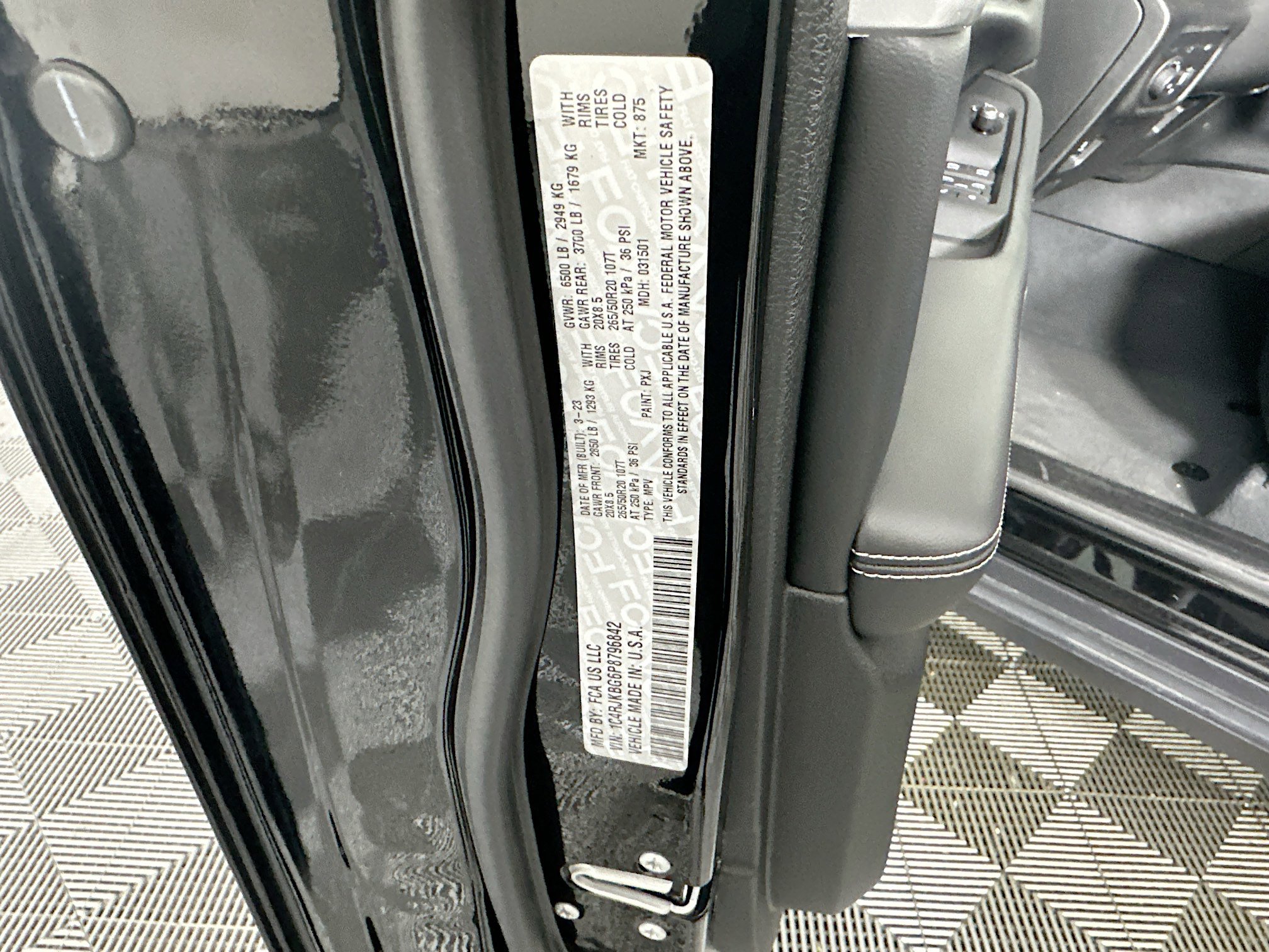 Used 2023 Jeep Grand Cherokee L Limited image 12