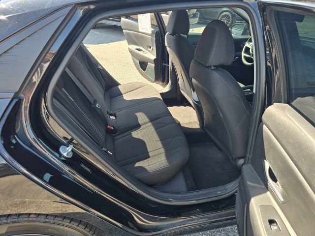 Used 2021 Hyundai Elantra SEL image 12