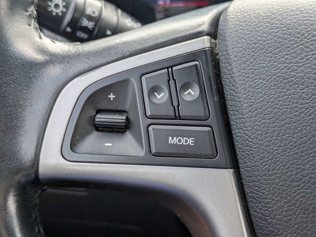 Used 2016 Hyundai Accent Sport FWD image 28