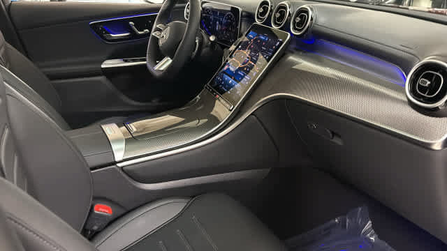 Certified 2026 Mercedes-Benz GLC 300 4MATIC image 33