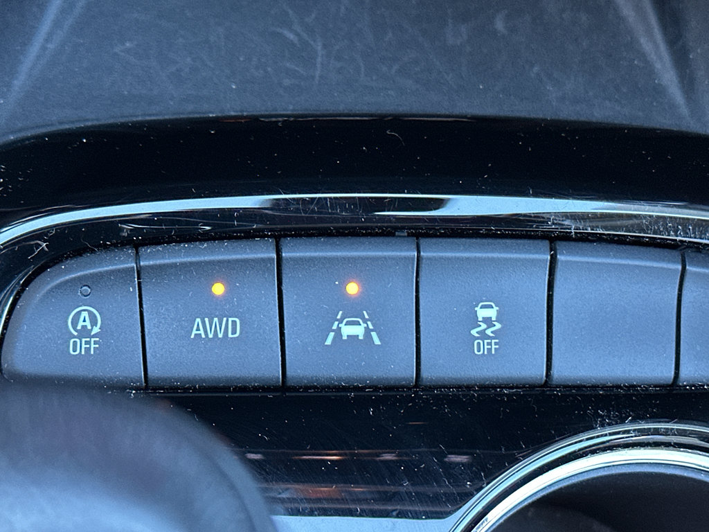 Used 2024 Buick Encore GX Avenir w/ Avenir Technology Package image 25