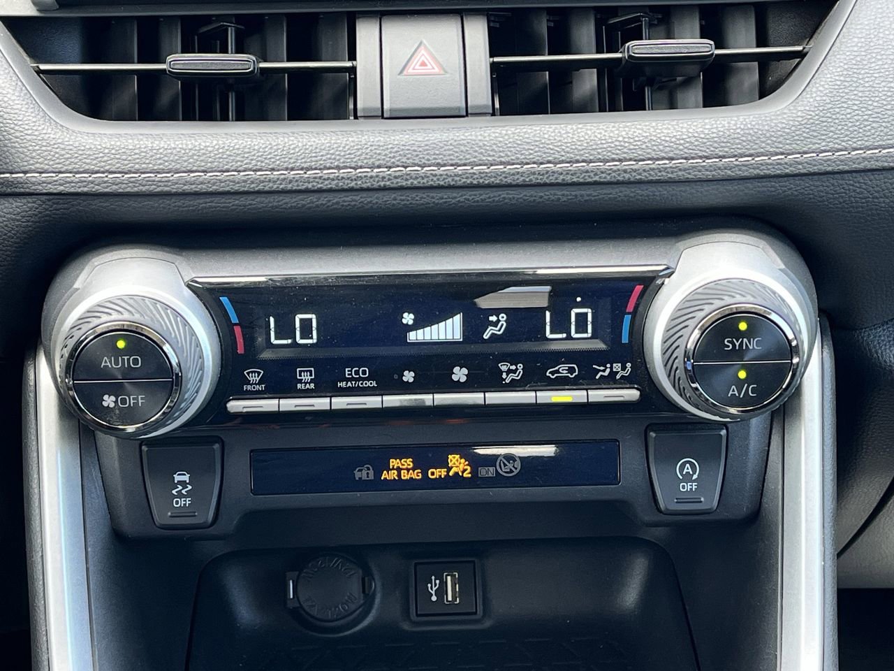 Used 2024 Toyota RAV4 XLE image 17