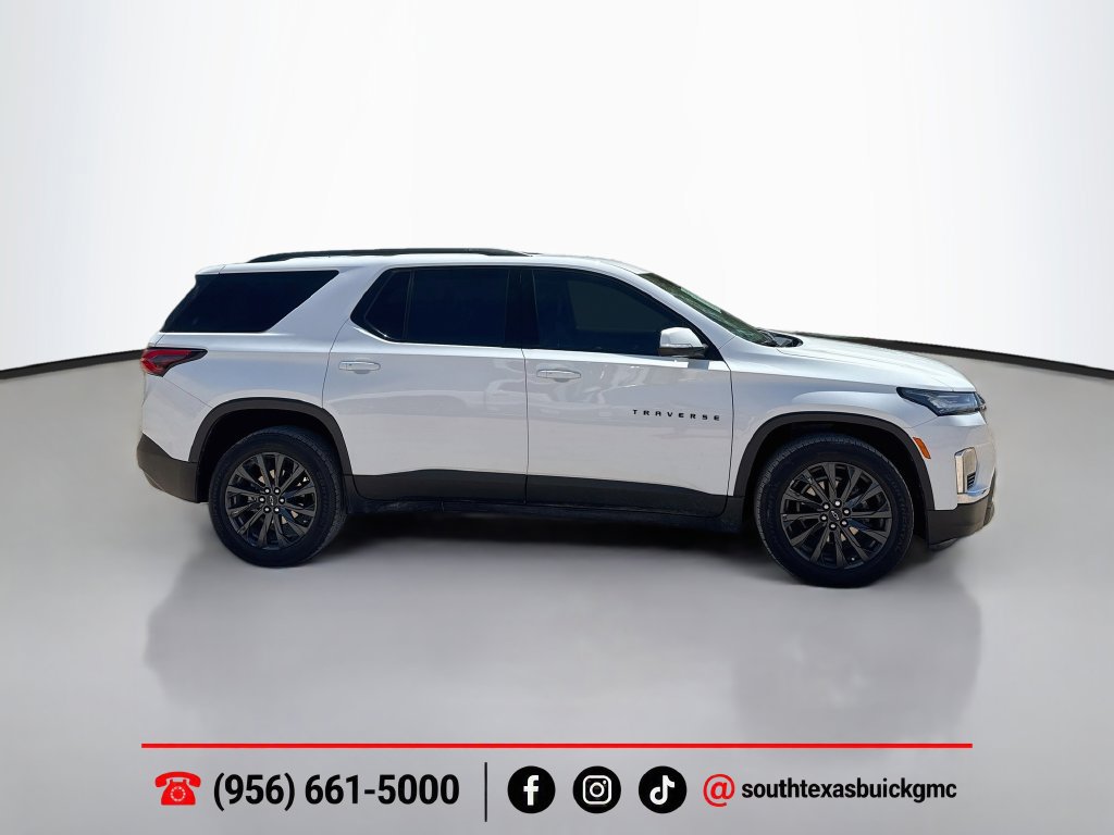Used 2023 Chevrolet Traverse RS FWD image 9