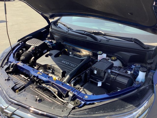 Used 2022 Chevrolet Equinox RS w/ RS Leather Package image 42