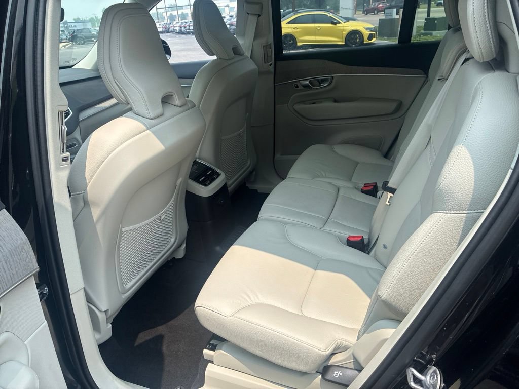 Used 2024 Volvo XC90 T8 Plus w/ Protection Package AWD/4WD image 9