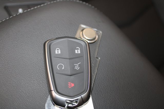 New 2025 Cadillac XT5 Premium Luxury w/ LPO, Floor Liner Package image 19