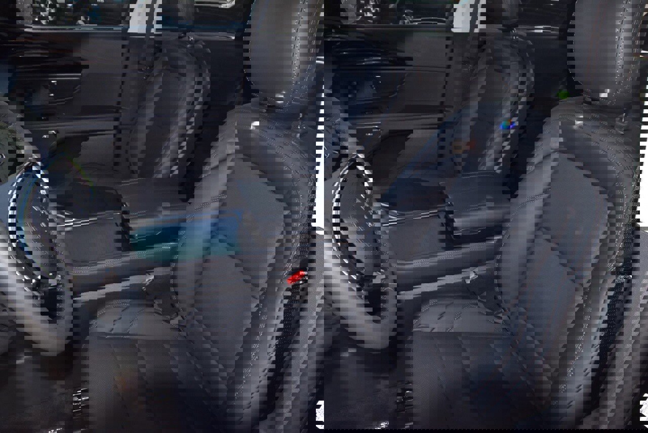 New 2026 Lincoln Nautilus Premier w/ Equipment Group 102A image 34