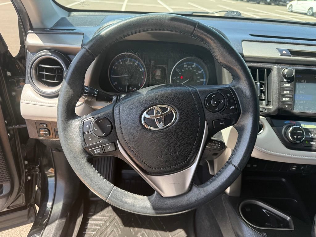 Used 2018 Toyota RAV4 Adventure AWD/4WD image 16