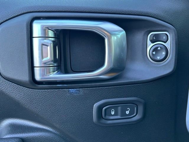 New 2026 Jeep Gladiator Sport AWD/4WD image 16