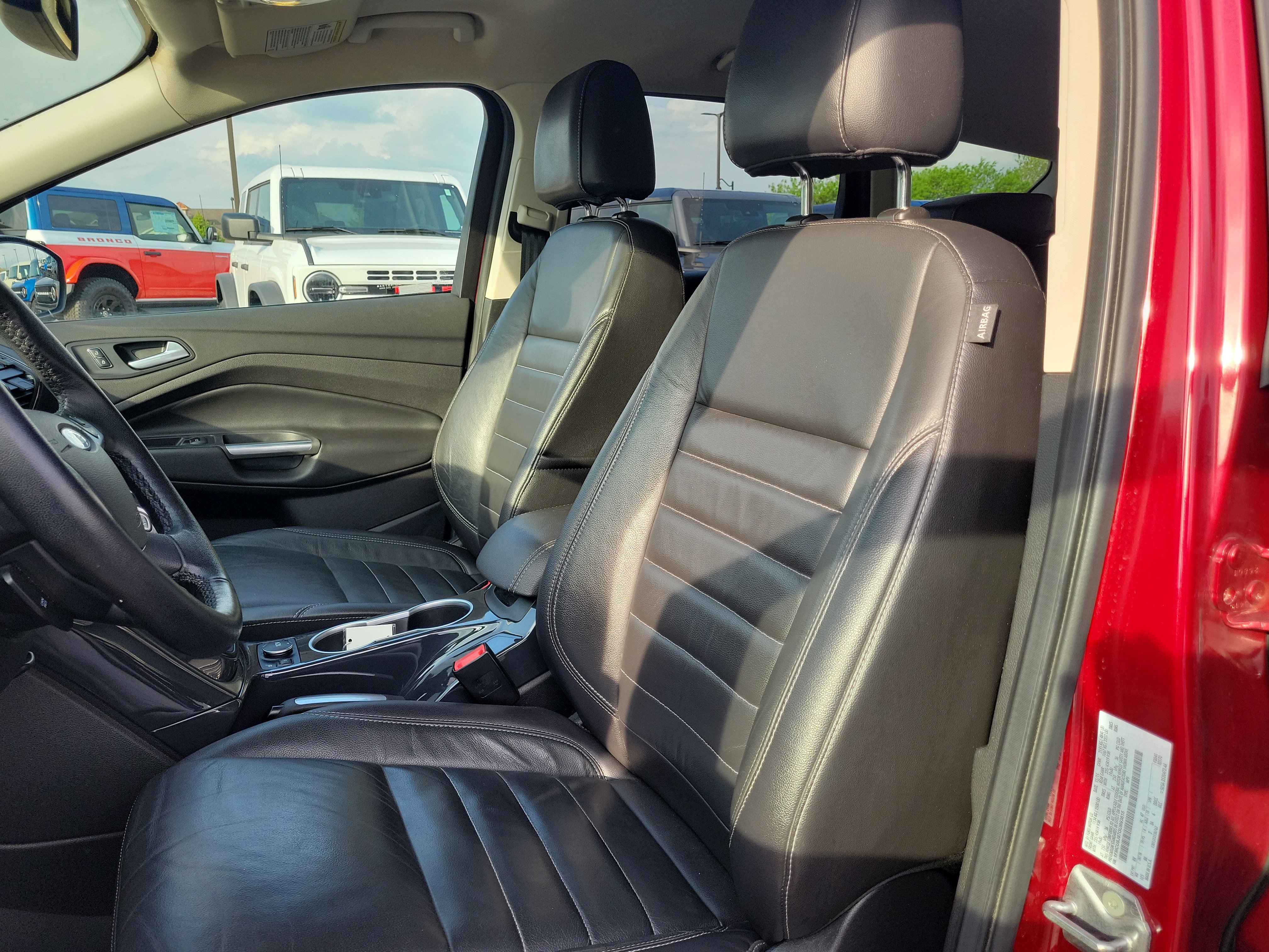 Used 2016 Ford Escape Titanium AWD/4WD image 19