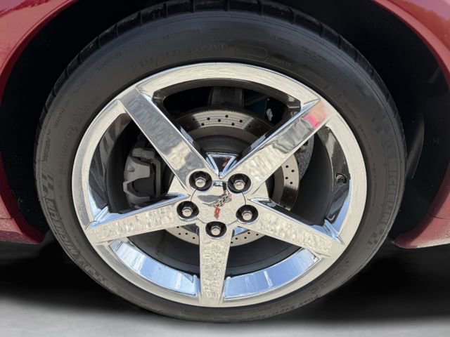 Used 2007 Chevrolet Corvette Convertible w/ Performance Package RWD image 29