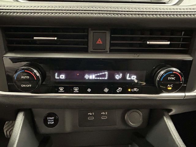 Used 2024 Nissan Rogue SV image 20