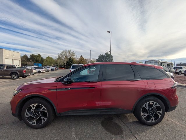 Used 2025 Lincoln Nautilus Premier w/ Equipment Group 102A image 8