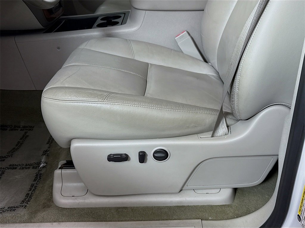 Used 2011 Chevrolet Silverado 3500 LTZ w/ LTZ Plus Package image 23