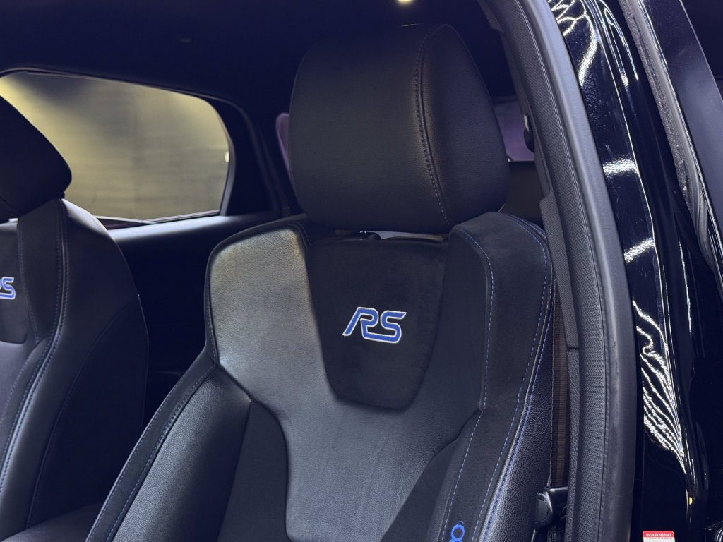 Used 2017 Ford Focus RS AWD/4WD image 23