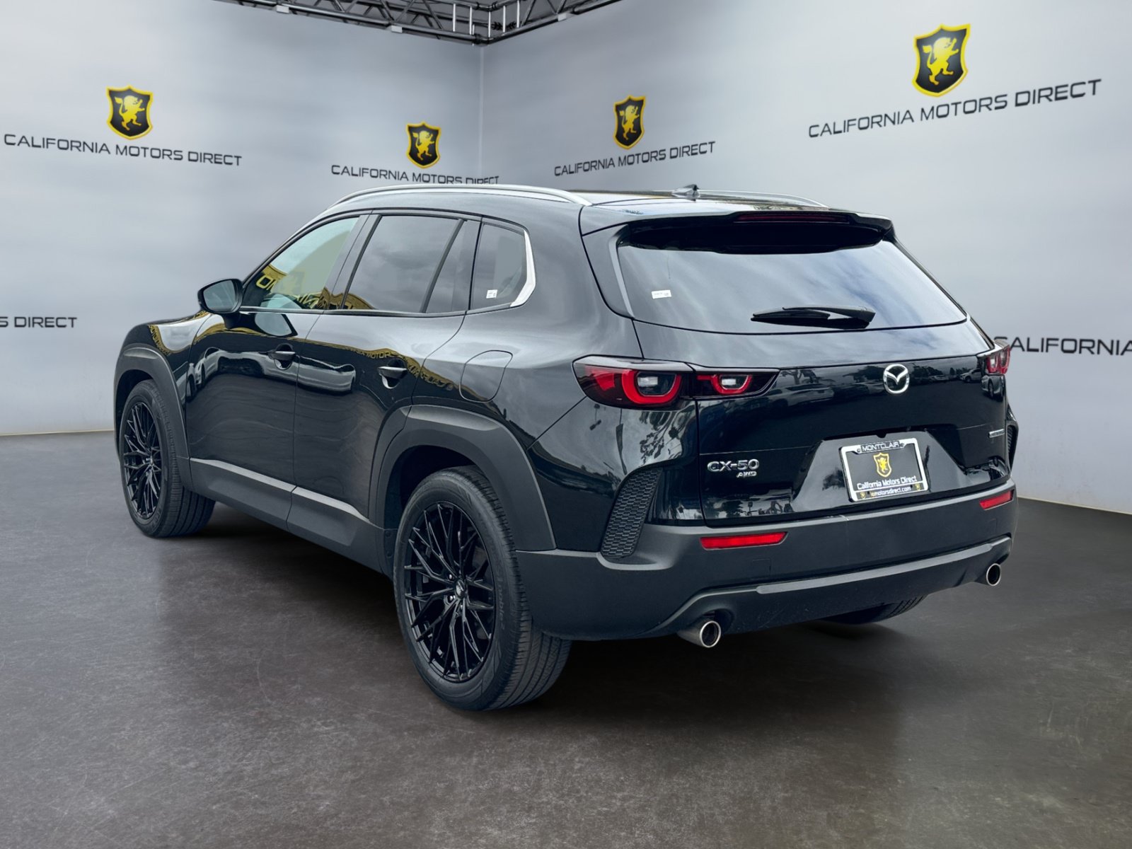 Used 2025 MAZDA CX-50 AWD 2.5 S w/ Premium Plus Pkg image 3