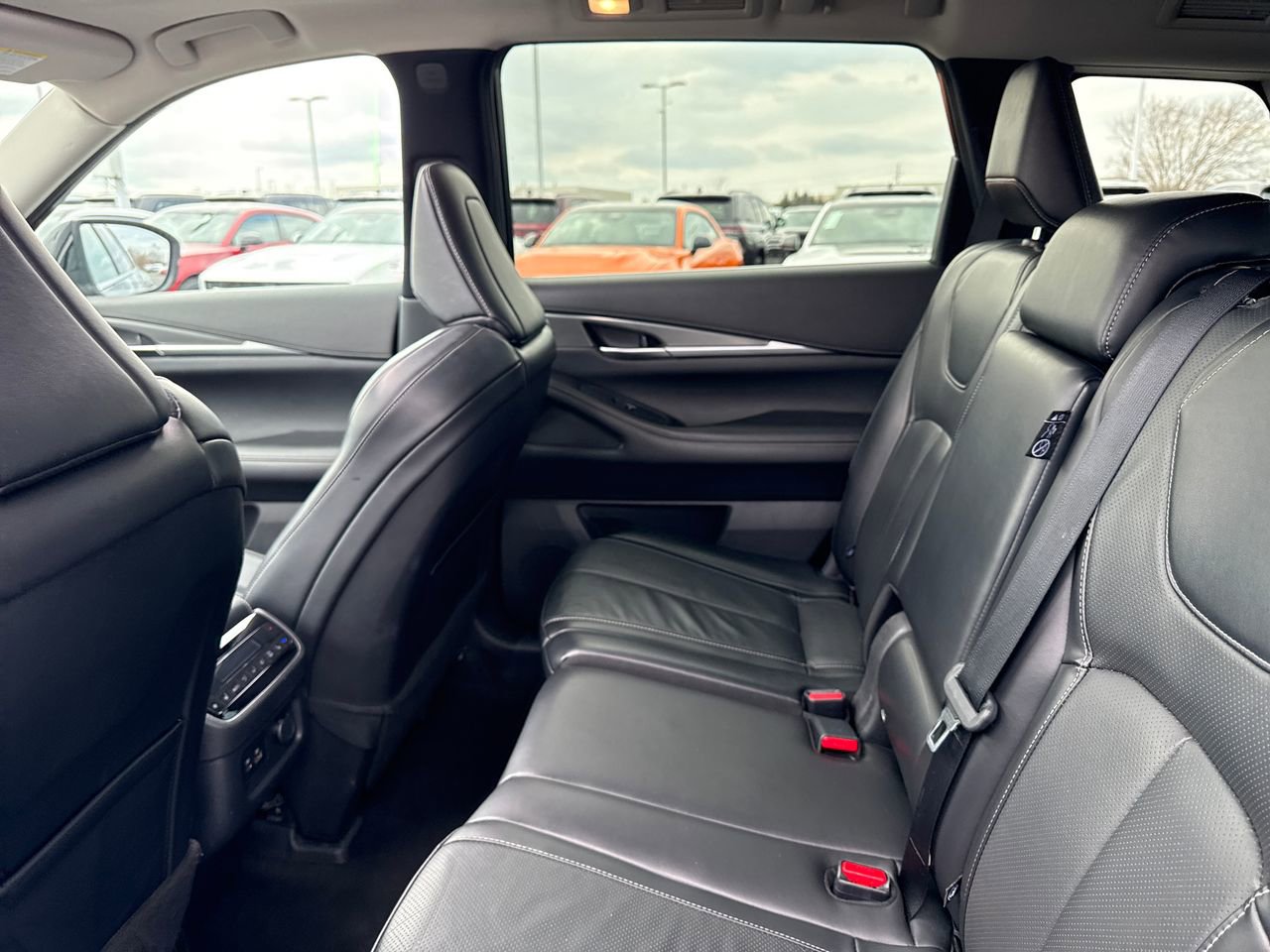 Used 2023 INFINITI QX60 Luxe AWD/4WD image 13