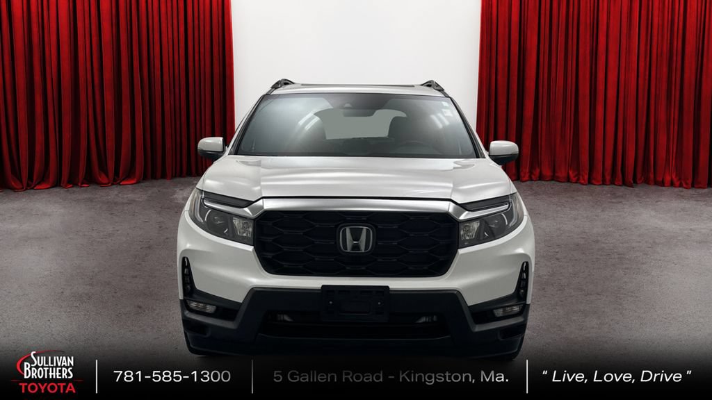 Used 2025 Honda Passport EX-L image 2