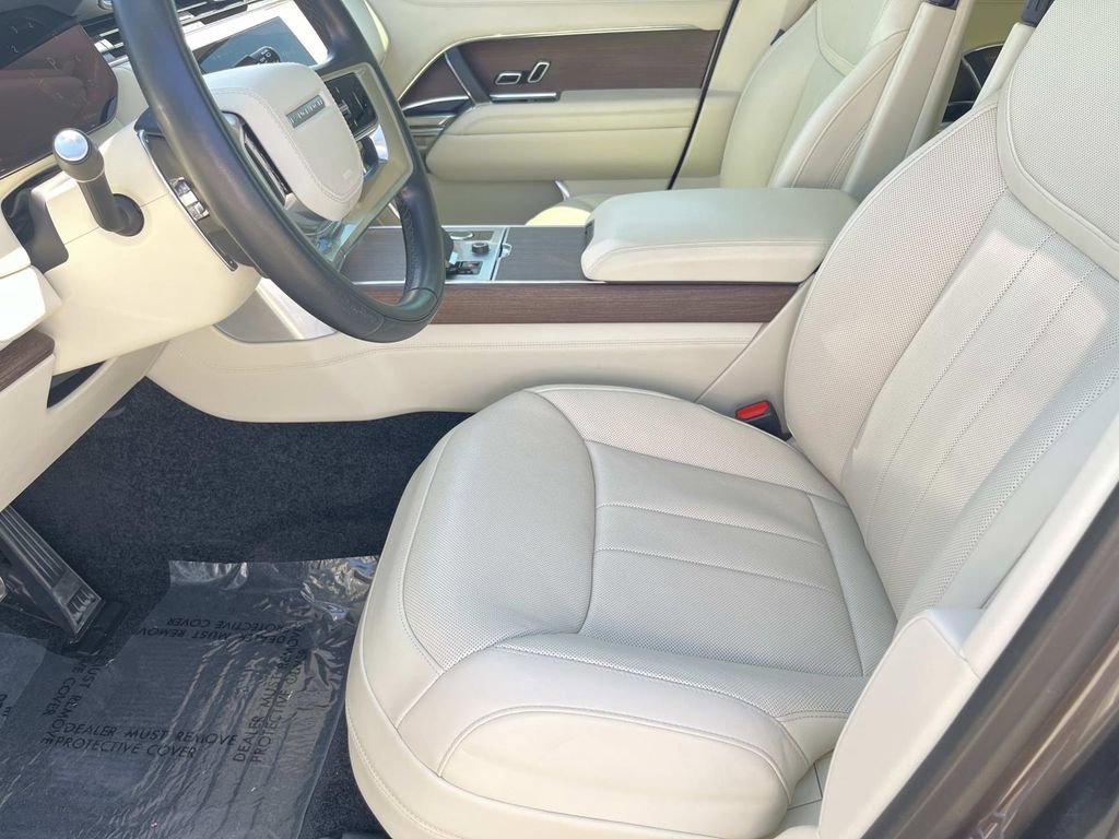 Certified 2023 Land Rover Range Rover SE AWD/4WD image 12
