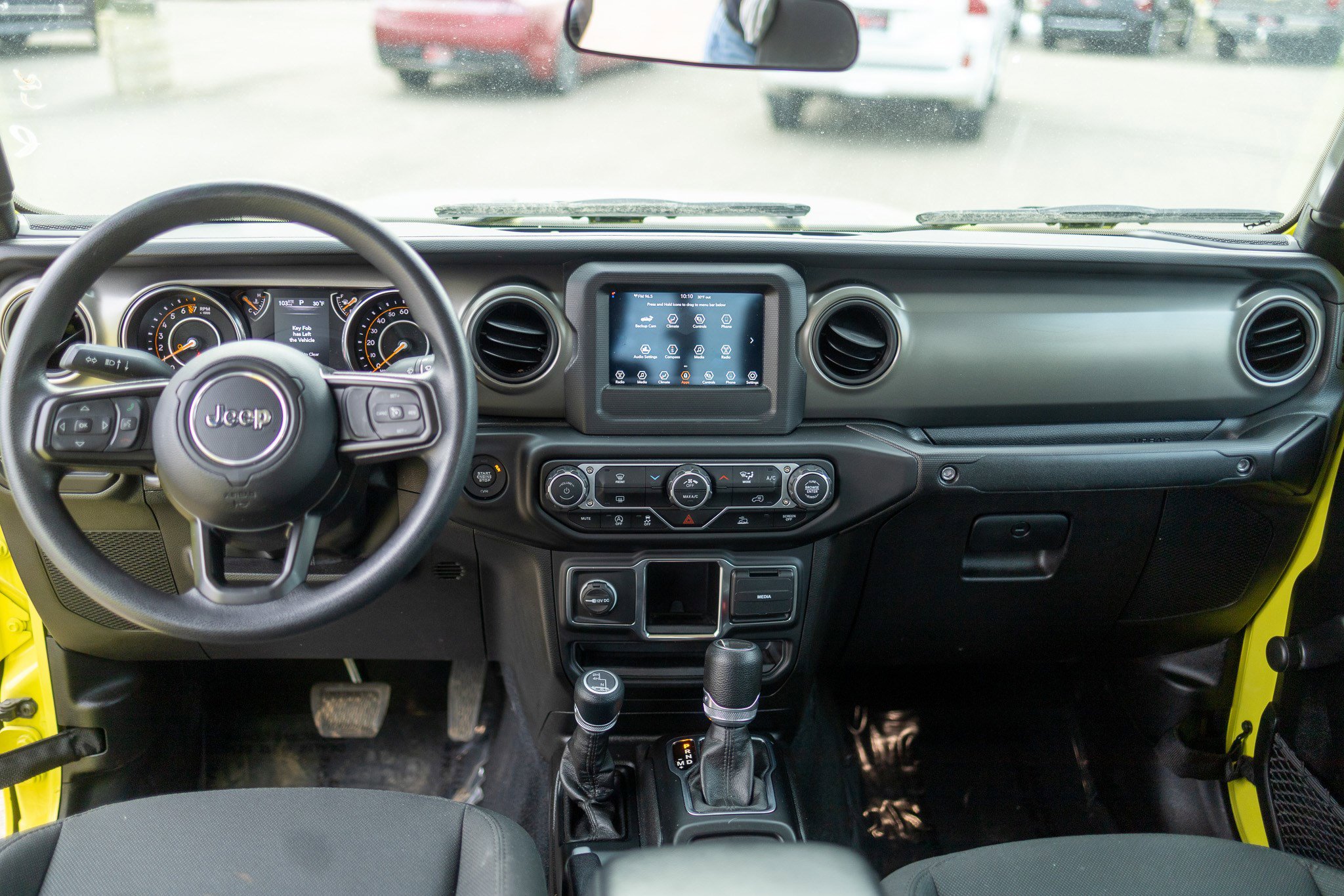 Used 2023 Jeep Gladiator Sport image 32