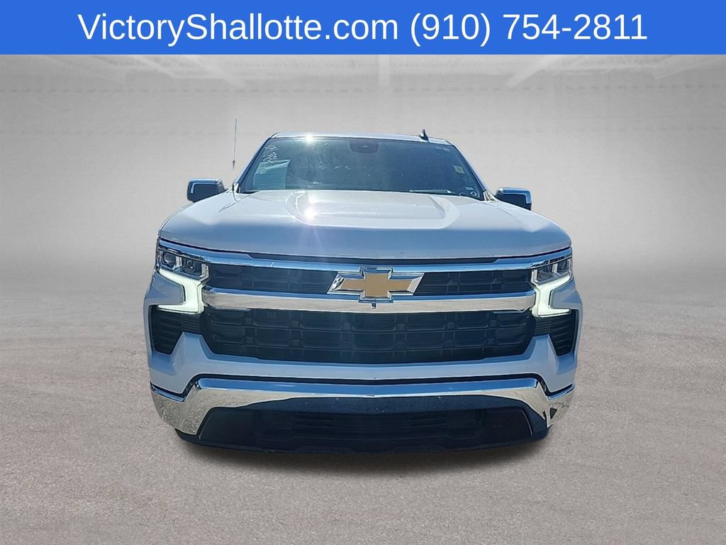 Used 2025 Chevrolet Silverado 1500 LT RWD image 3