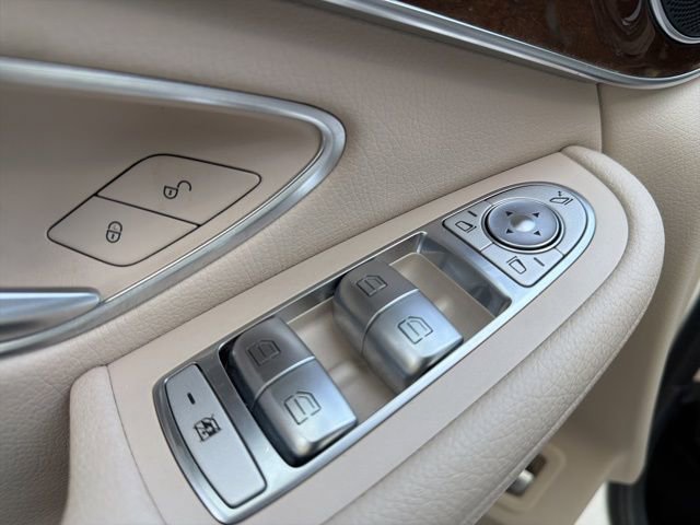 Used 2016 Mercedes-Benz GLC 300 4MATIC image 12