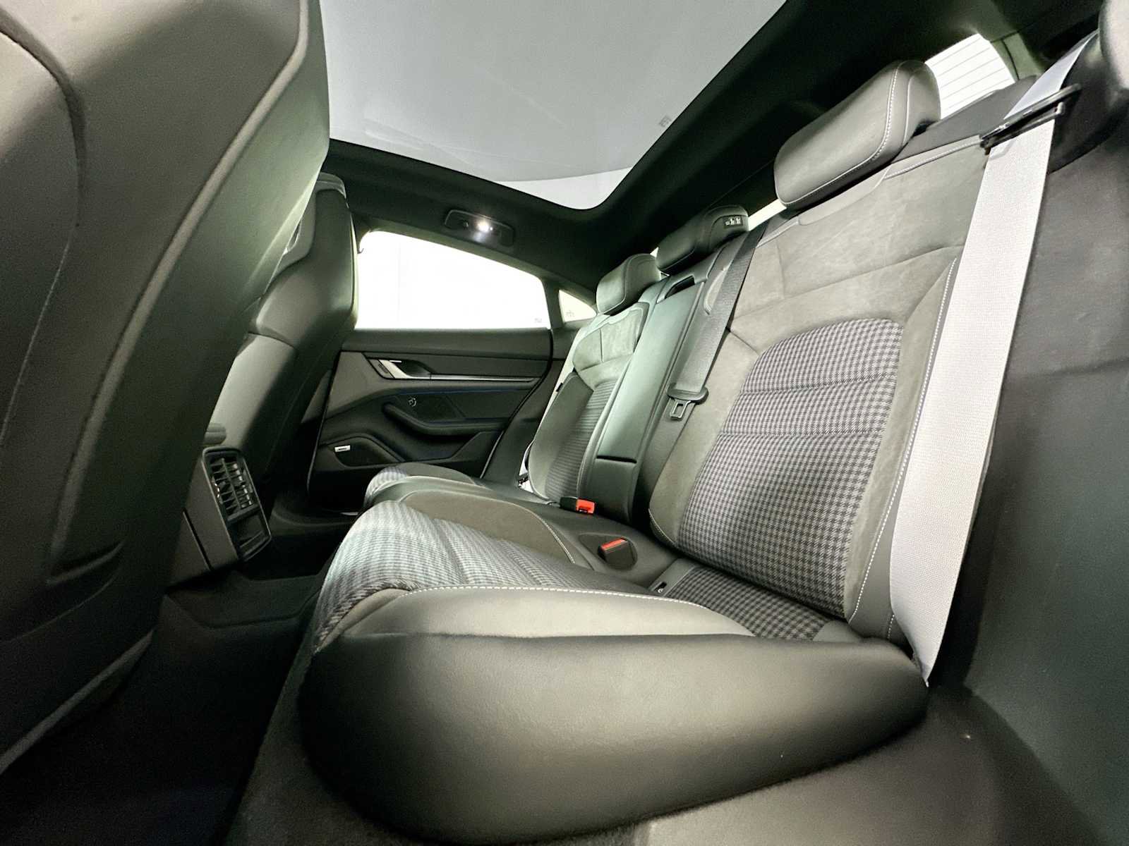 Certified 2025 Porsche Taycan image 22