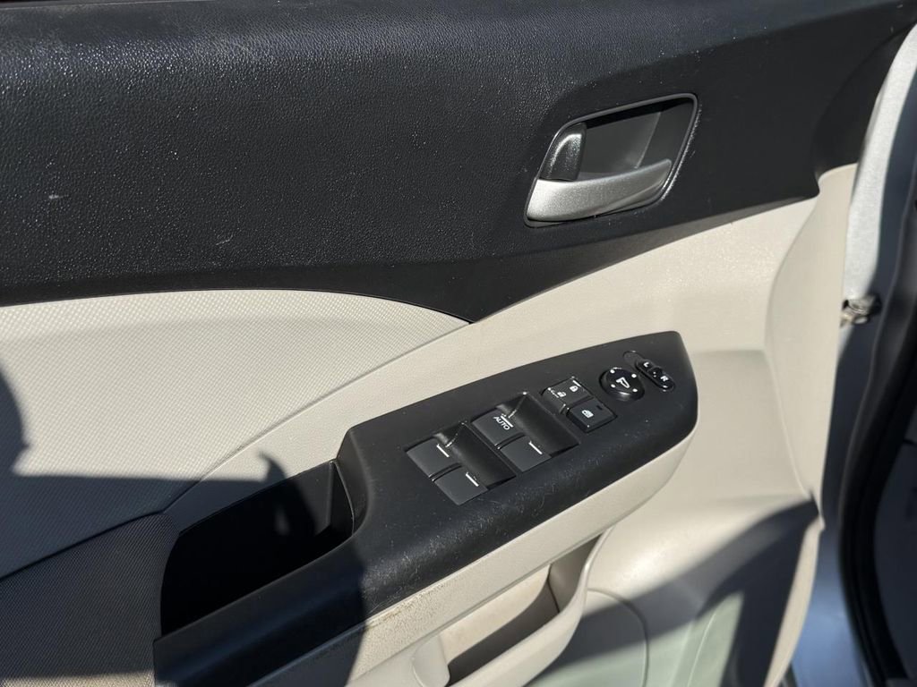 Used 2013 Honda CR-V LX image 10