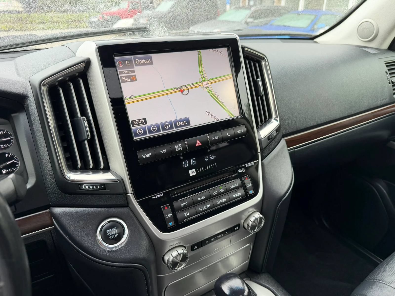 Used 2016 Toyota Land Cruiser AWD/4WD image 23