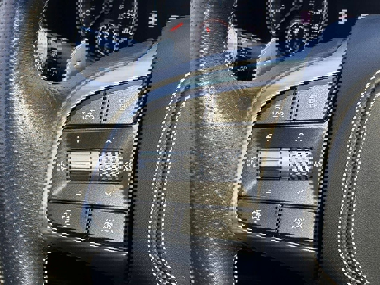 Used 2025 Genesis G70 3.3T Advanced w/ Sport Prestige Package image 27