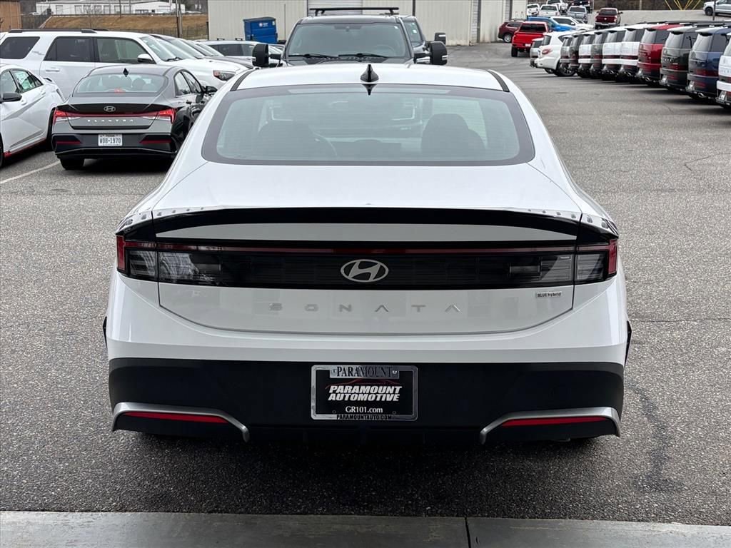 New 2026 Hyundai Sonata Blue FWD image 25