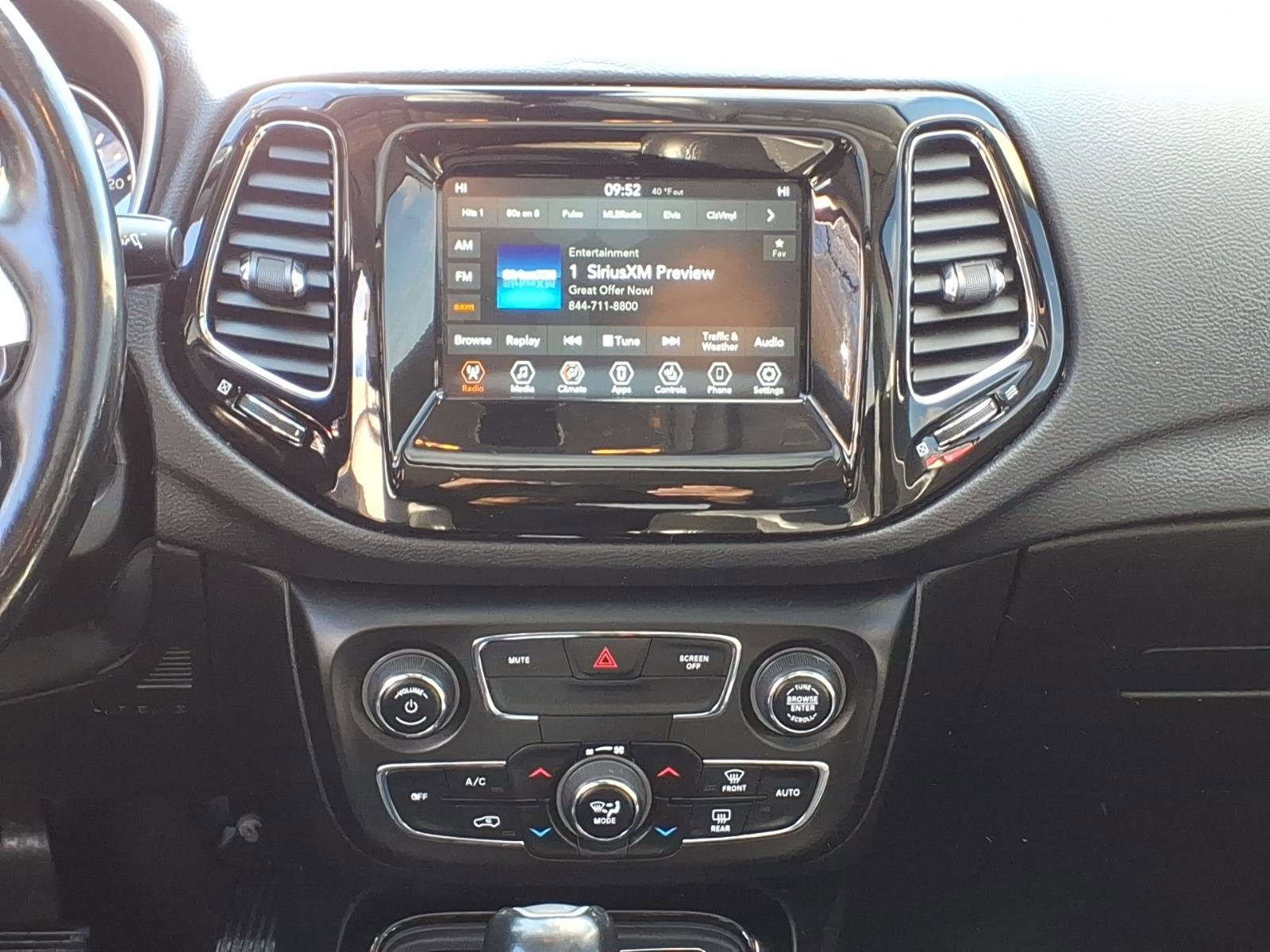 Certified 2020 Jeep Compass Latitude image 13