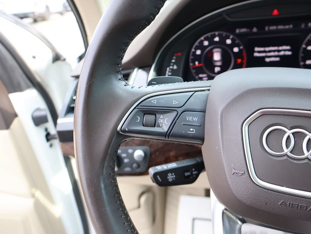 Used 2019 Audi Q7 3.0T Prestige w/ Prestige Package AWD/4WD image 37