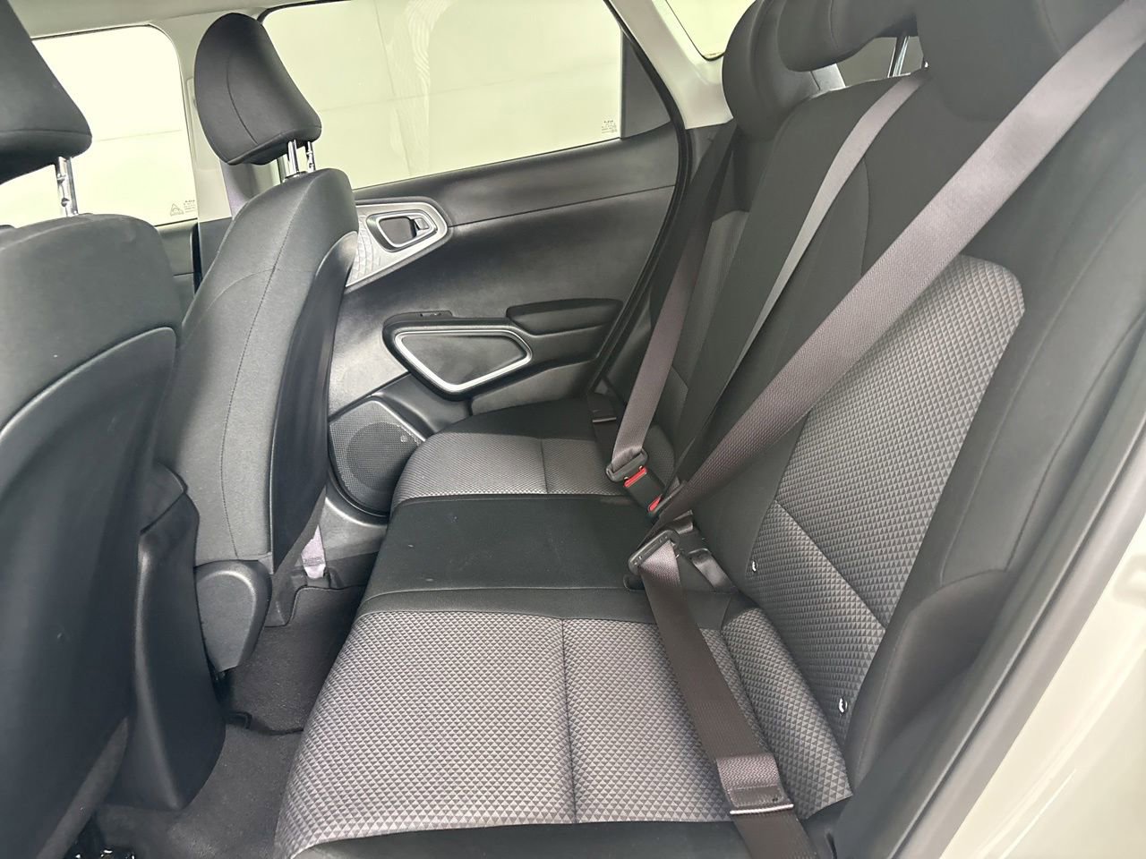 Used 2025 Kia Soul LX w/ LX Technology Package FWD image 20
